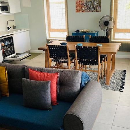 Beachcove Apartment 2 Pereybere Beach エクステリア 写真