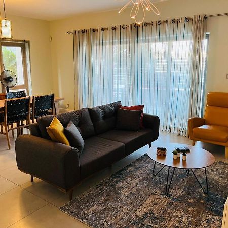 Beachcove Apartment 2 Pereybere Beach エクステリア 写真