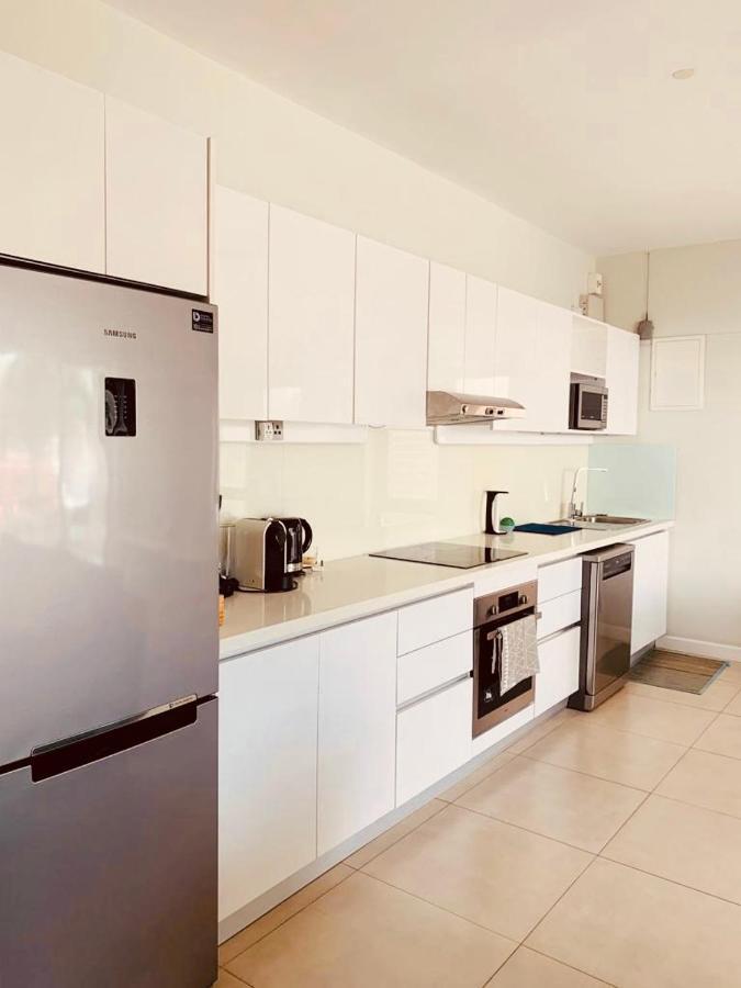 Beachcove Apartment 2 Pereybere Beach エクステリア 写真
