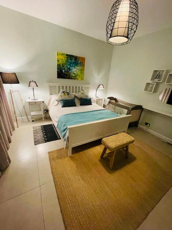 Beachcove Apartment 2 Pereybere Beach エクステリア 写真