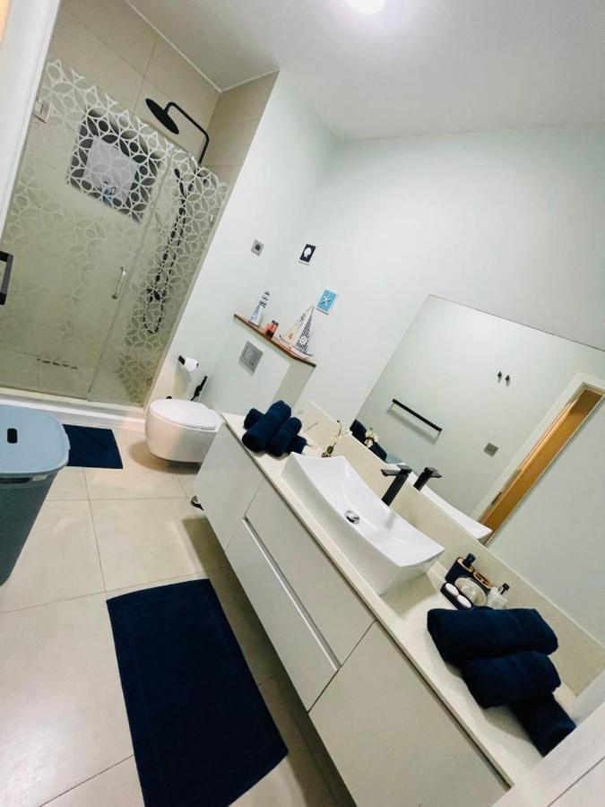 Beachcove Apartment 2 Pereybere Beach エクステリア 写真