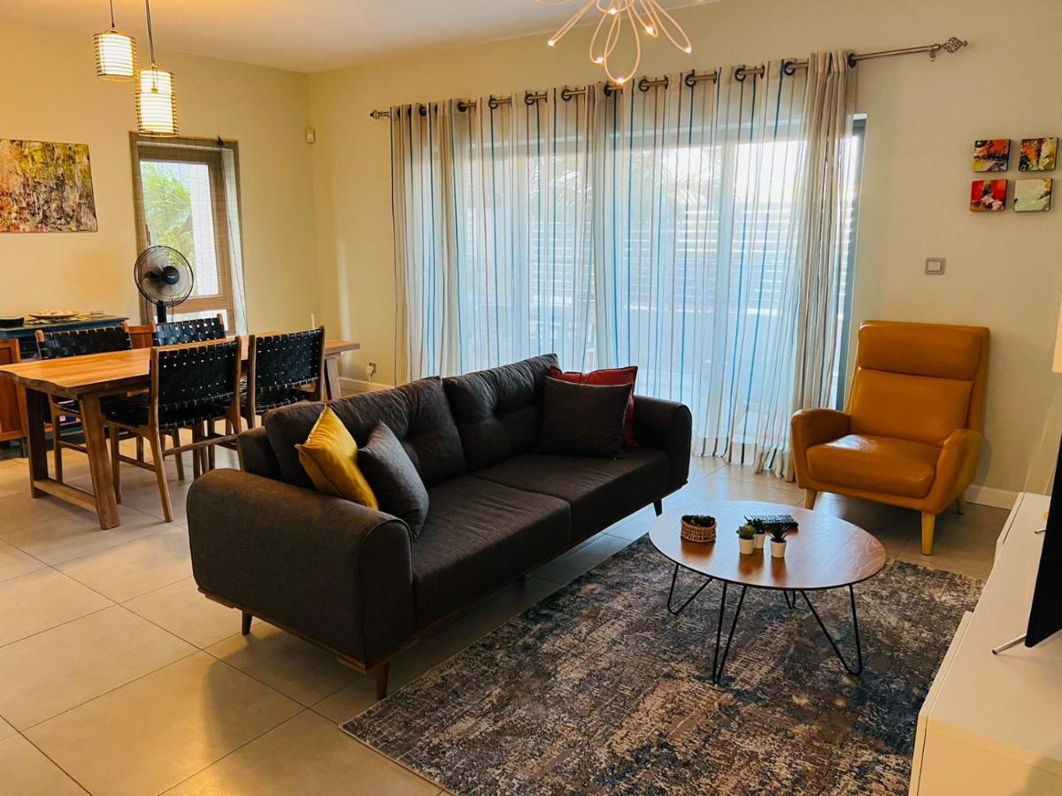 Beachcove Apartment 2 Pereybere Beach エクステリア 写真